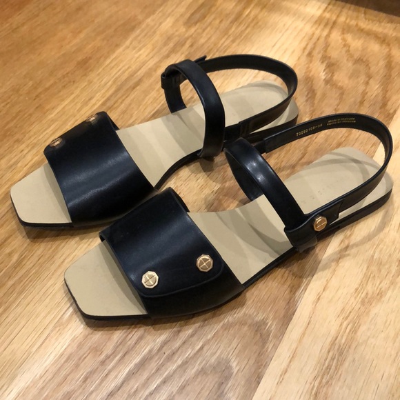 charles and keith black sandals